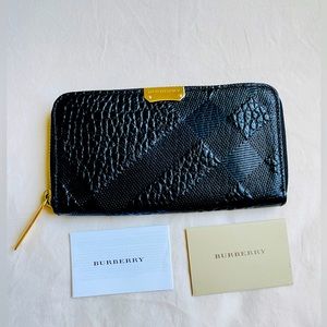 Burberry leather wallets(Original price $530)